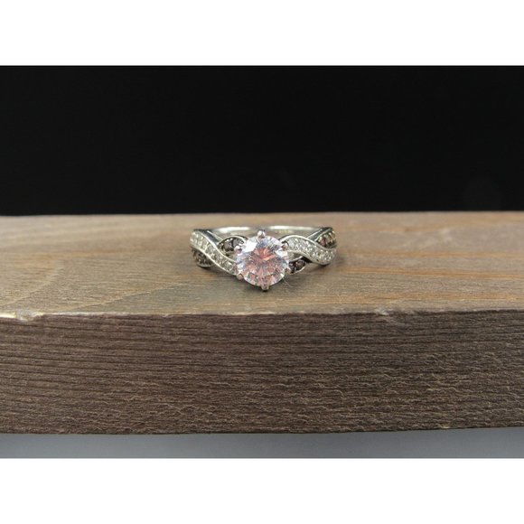 Size 7 Sterling Silver Clear And Brown Cubic Zirconia Band Ring - Picture 1 of 8